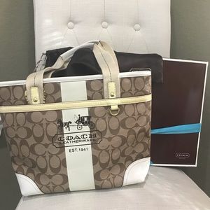 Coach Leather Hamptons Tote